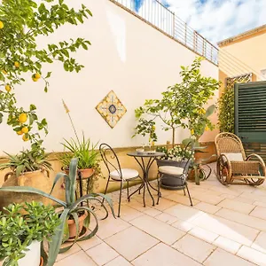 Bed & Breakfast Dimora Le Tre Muse, Lecce